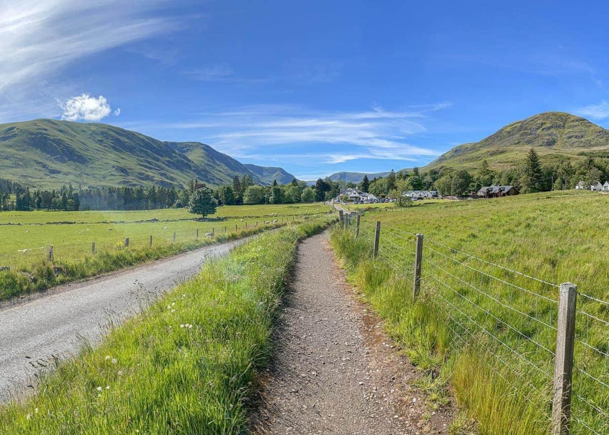 Glen Clova Lodges Inchmill Екстериор снимка