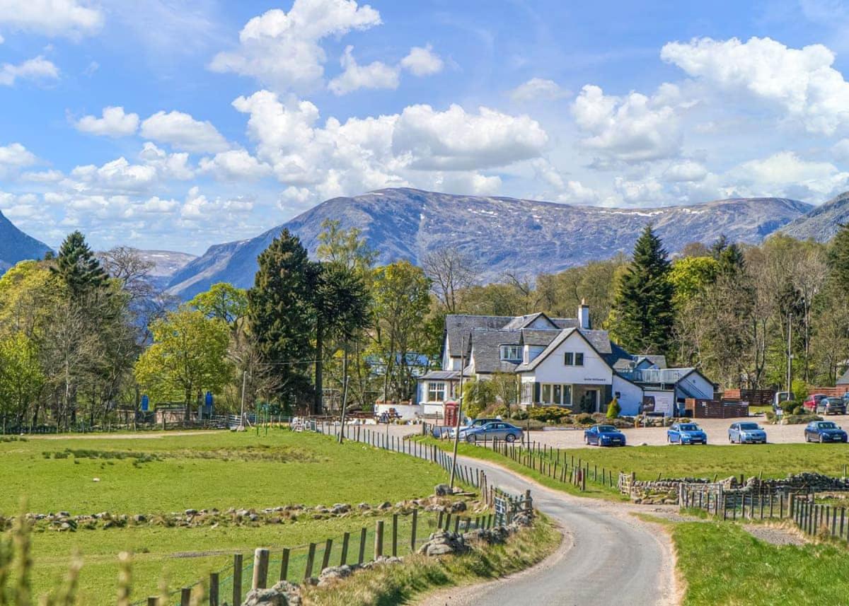 Glen Clova Lodges Inchmill Екстериор снимка