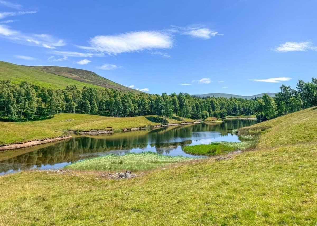 Glen Clova Lodges Inchmill Екстериор снимка